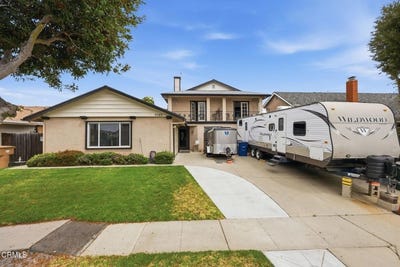 /international/us/9389-santa-maria-street-ventura-ca-110108984187/