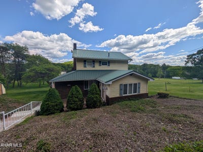 /international/us/1129-skyline-drive-blandburg-pa-110108612624/