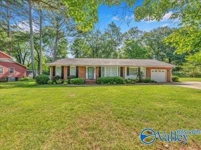 /international/us/1001-hood-avenue-scottsboro-al-110100866295/