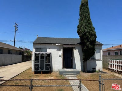 /international/us/3551-denver-ave-long-beach-ca-110108827993/
