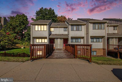 /international/us/2142-gunsmith-terrace-woodbridge-va-110120864188/
