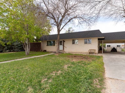 /international/us/230-s-600-w-vernal-ut-110107892753/