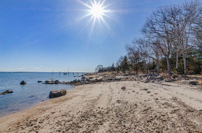 /international/us/16-spinnaker-lane-marion-ma-110108690184/