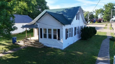 /international/us/908-w-main-st-fairfield-il-110108965212/
