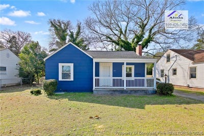/international/us/118-circle-court-fayetteville-nc-110108531157/