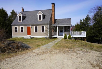 /international/us/380-scribner-hill-road-wakefield-nh-110107315957/