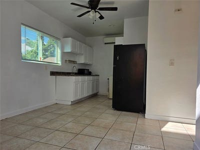 /international/us/14853-san-fernando-misson-blvd-los-angeles-ca-110110191853/
