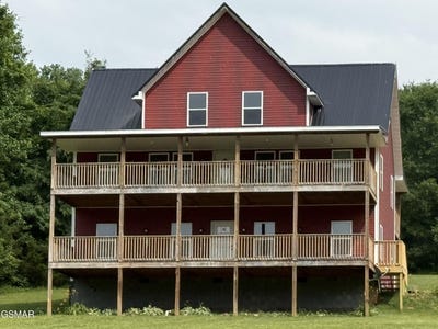 /international/us/2560-schisandra-lane-cosby-tn-110098223446/