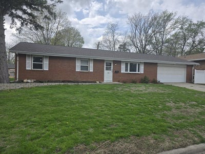 /international/us/217-foster-drive-normal-il-110107480965/