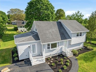 /international/us/14-meadow-lark-drive-westerly-ri-110108493514/