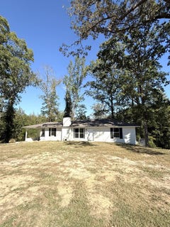 /international/us/2232-springfield-road-vernon-al-110107731612/
