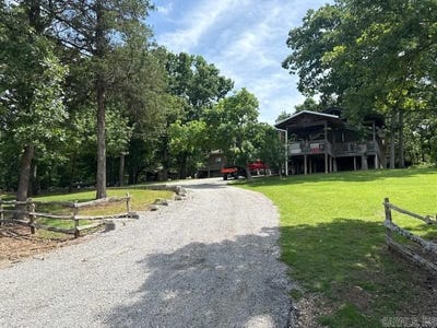 /international/us/386-cove-hollow-henderson-ar-110108543092/