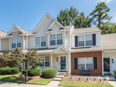 /international/us/1554-maypine-commons-way-rock-hill-sc-110107282794/
