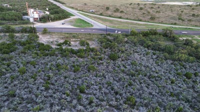 /international/us/925-n-us-hwy-83-junction-tx-110107753377/