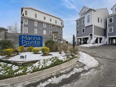 /international/us/311-marina-pointe-drive-east-rockaway-ny-110107080116/