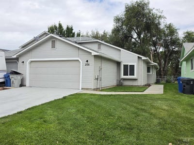 /international/us/206-s-valley-dr-nampa-id-110110012131/