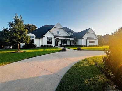 /international/us/3611-n-country-club-circle-muskogee-ok-110102383535/