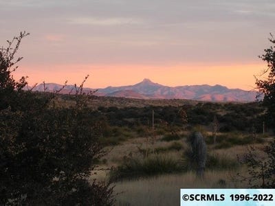 /international/us/running-iron-ridge-silver-city-nm-110074599421/