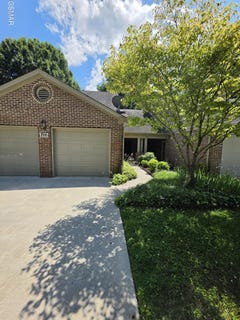 /international/us/716-sunrise-circle-sevierville-tn-110108798746/