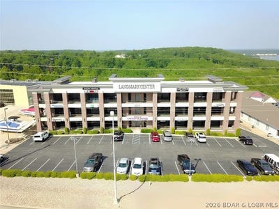 /international/us/3535-osage-beach-parkway-osage-beach-mo-110107966422/
