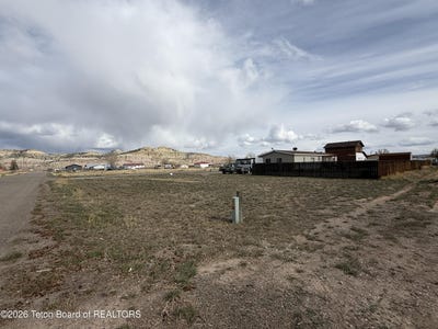 /international/us/w-fourth-avenue-labarge-wy-110107664789/