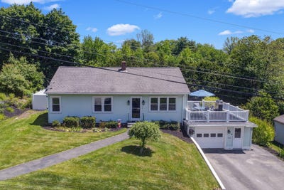 /international/us/6-goff-avenue-lewiston-me-110099952389/