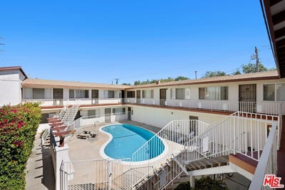 /international/us/11178-culver-blvd-culver-city-ca-110106698576/