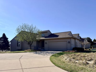 /international/us/1554-e-harbour-towne-circle-muskegon-mi-110104584901/