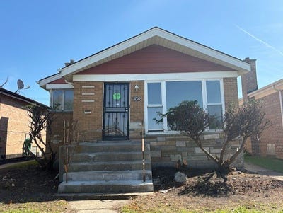 /international/us/3709-w-66th-place-chicago-il-110107858264/