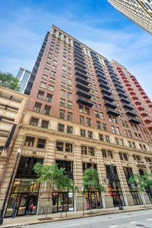 /international/us/212-w-washington-street-chicago-il-110108477527/