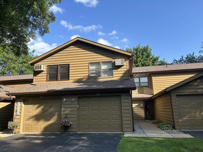 /international/us/1140-manor-drive-neenah-wi-110100843558/