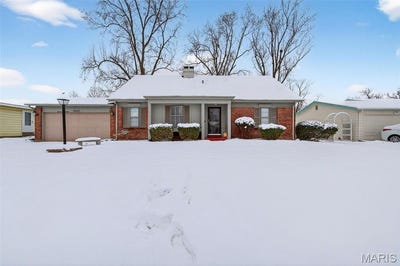 /international/us/2042-shoreham-drive-florissant-mn-110104067505/