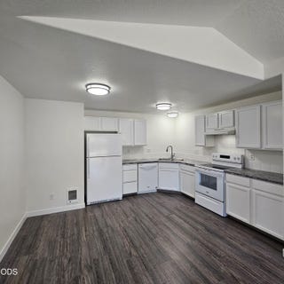 /international/us/2746-sw-umatilla-court-redmond-or-110106034024/