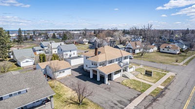 /international/us/1209-e-5th-st-superior-wi-110107684524/