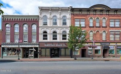 /international/us/173-175-glen-street-glens-falls-ny-110108552614/?lang=th