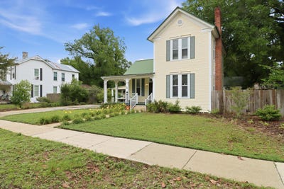 /international/us/98-e-live-oak-avenue-defuniak-springs-fl-110120053615/