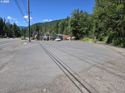/international/us/73341-e-highway-26-rhododendron-or-110100553970/