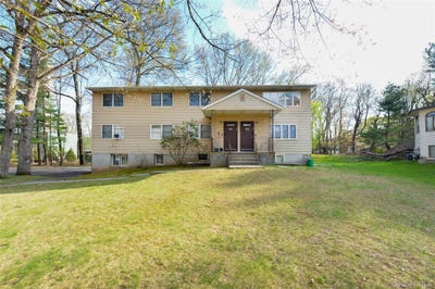 /international/us/49-51-albert-drive-monsey-ny-110107614930/
