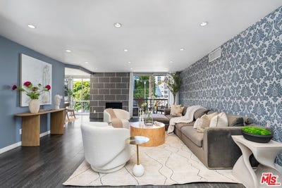 /international/us/8530-holloway-dr-west-hollywood-ca-110107691925/