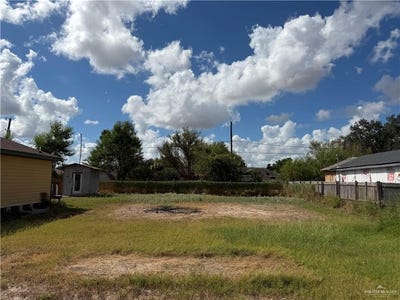 /international/us/909-trinity-street-alamo-tx-110119946062/