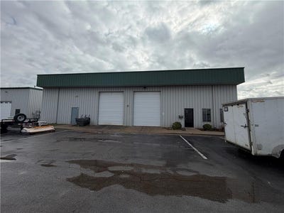 /international/us/6603-g-royal-street-pleasant-valley-mo-110107311073/