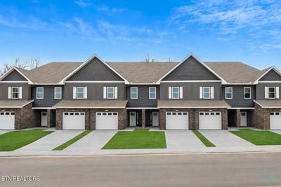 /international/us/721-haig-st-maryville-tn-110105839583/