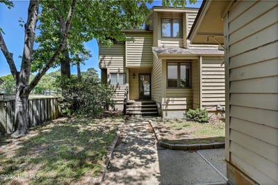 /international/us/337-sandpiper-lane-hampstead-nc-110107692303/