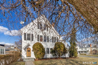/international/us/1955-chapel-street-new-haven-ct-110107418678/