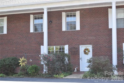/international/us/75-laurelwood-drive-marion-nc-110110211774/