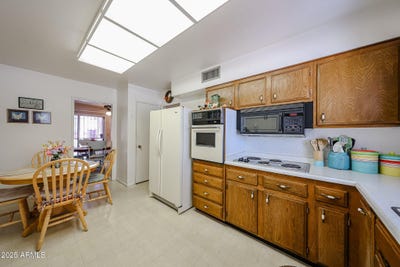 /international/us/14202-n-purple-sage-court-sun-city-az-110100463797/