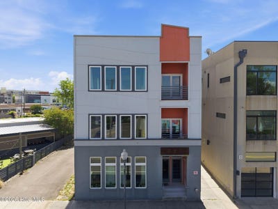 /international/us/314-davis-street-wilmington-nc-110107981553/