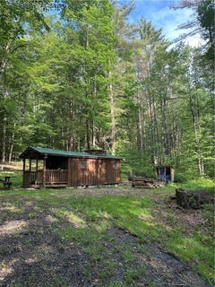 /international/us/166-schlafer-road-guilford-ny-110100524315/