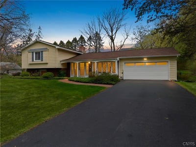 /international/us/5514-n-manlius-street-fayetteville-ny-110107669108/