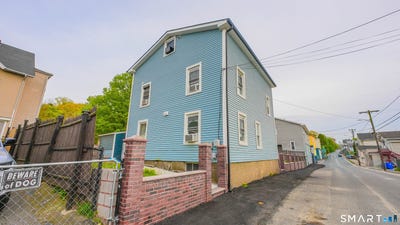 /international/us/9-ridge-street-waterbury-ct-110107683182/